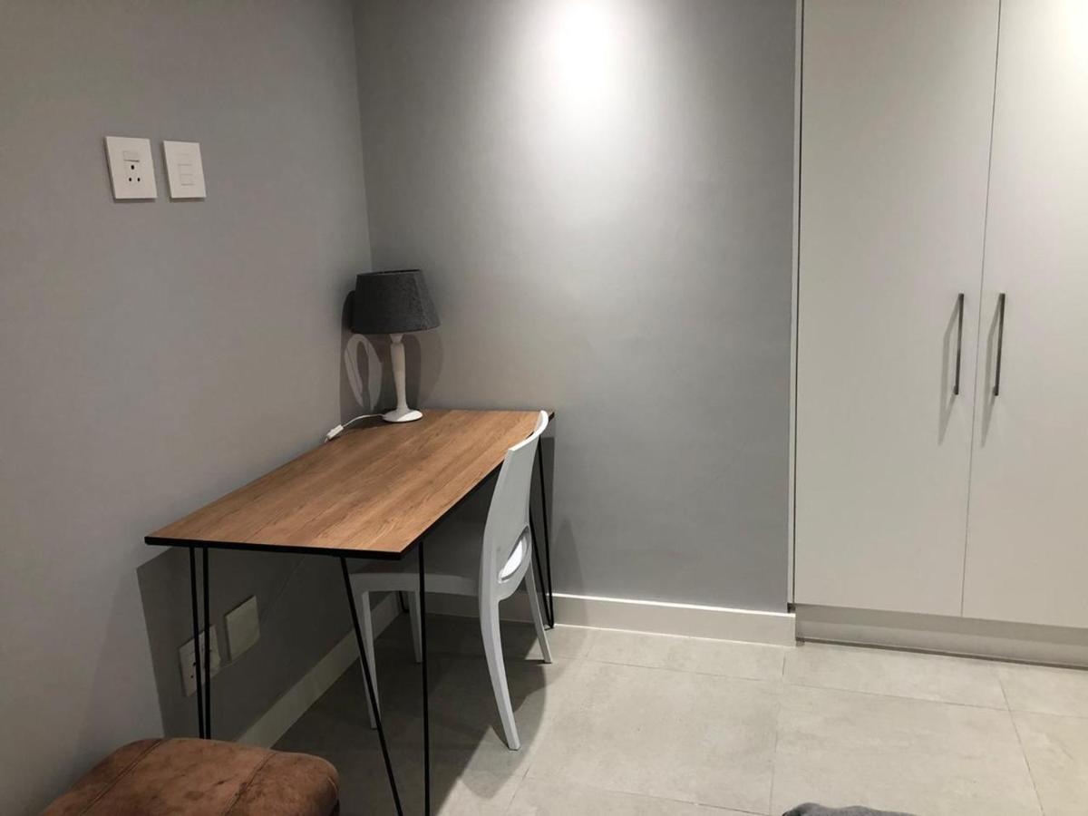 ケープタウンPrivate Bachelor Pad In Sea Pointアパートメント エクステリア 写真